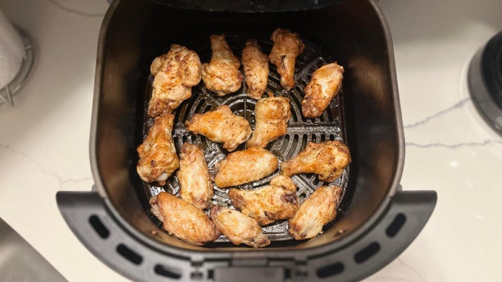 I Made 25-Minute Air Fryer Chicken Wings. I’ll Never Cook Them in the Oven Again
