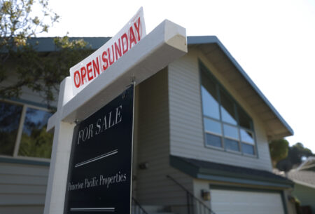 Mortgage Rates Down But Will ‘Bump Around’: Analyst