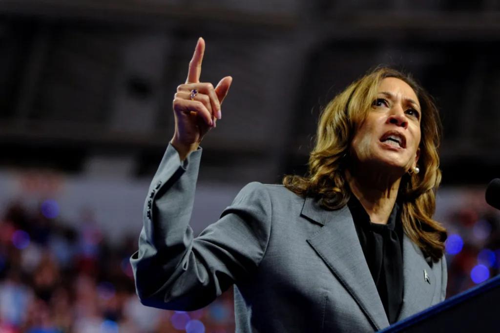 Shots fired into Kamala Harris’ Arizona campaign office, cops investigating: ‘Raises concerns’