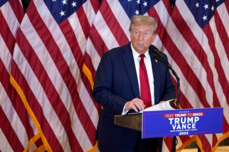 Trump says he will meet with Zelensky in Trump Tower