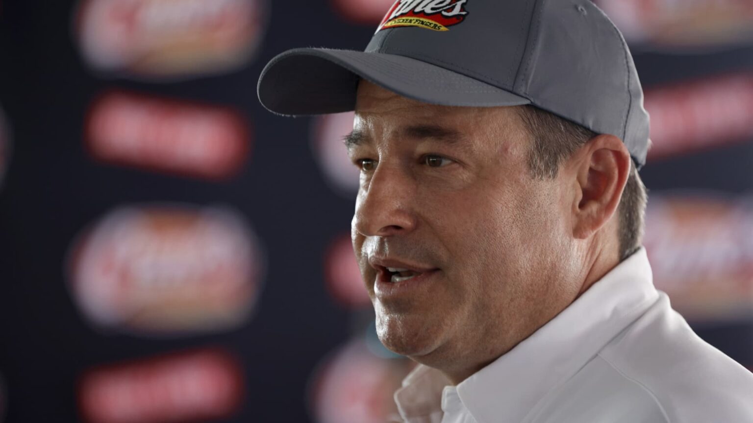 52-year-old worked 90-hour weeks in an oil refinery to save money for his business—now he’s worth $9.5 billion