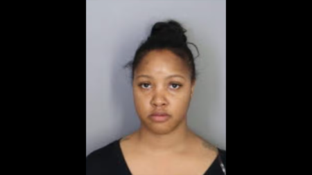 Tennessee hairdresser threatened client with scissors over $30: ‘You need to pay me now b—-’