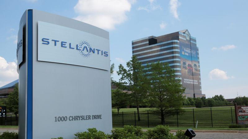 Stellantis sues UAW in US federal court over strike threats