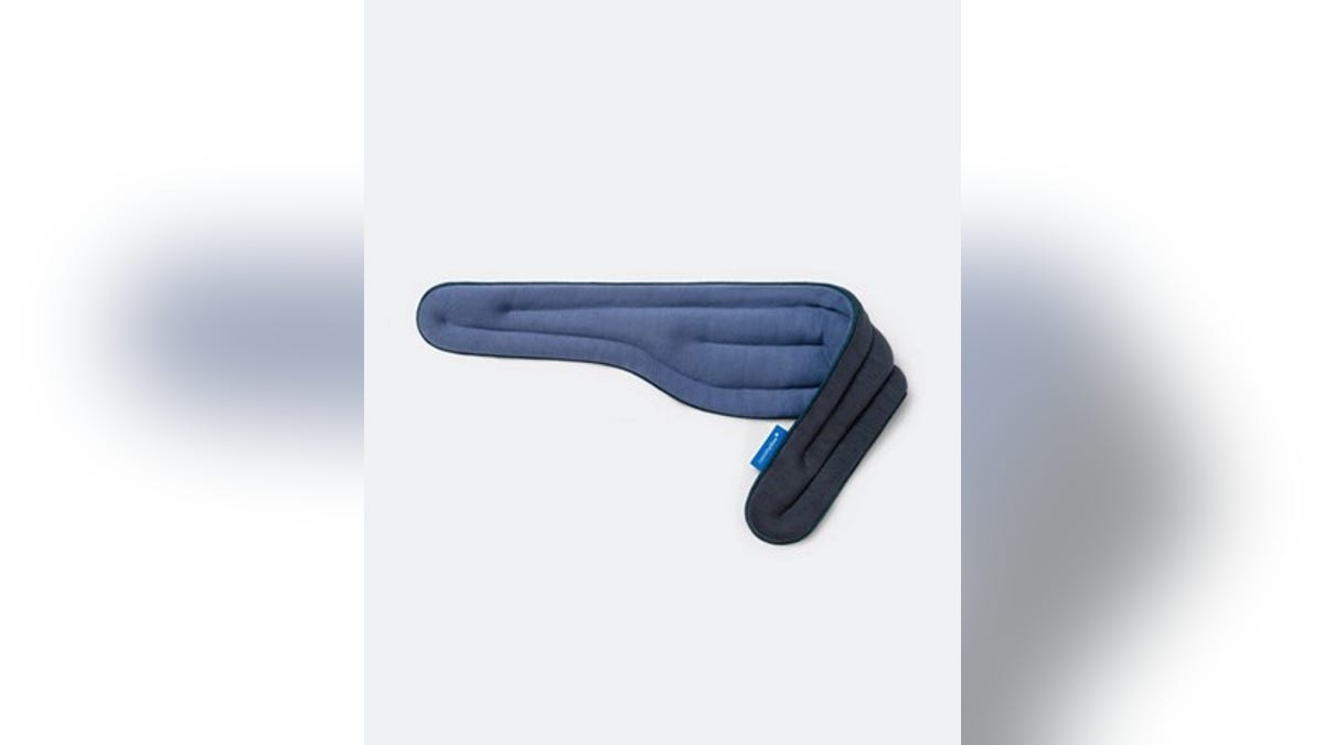 Relax sore neck and shoulder muscles.