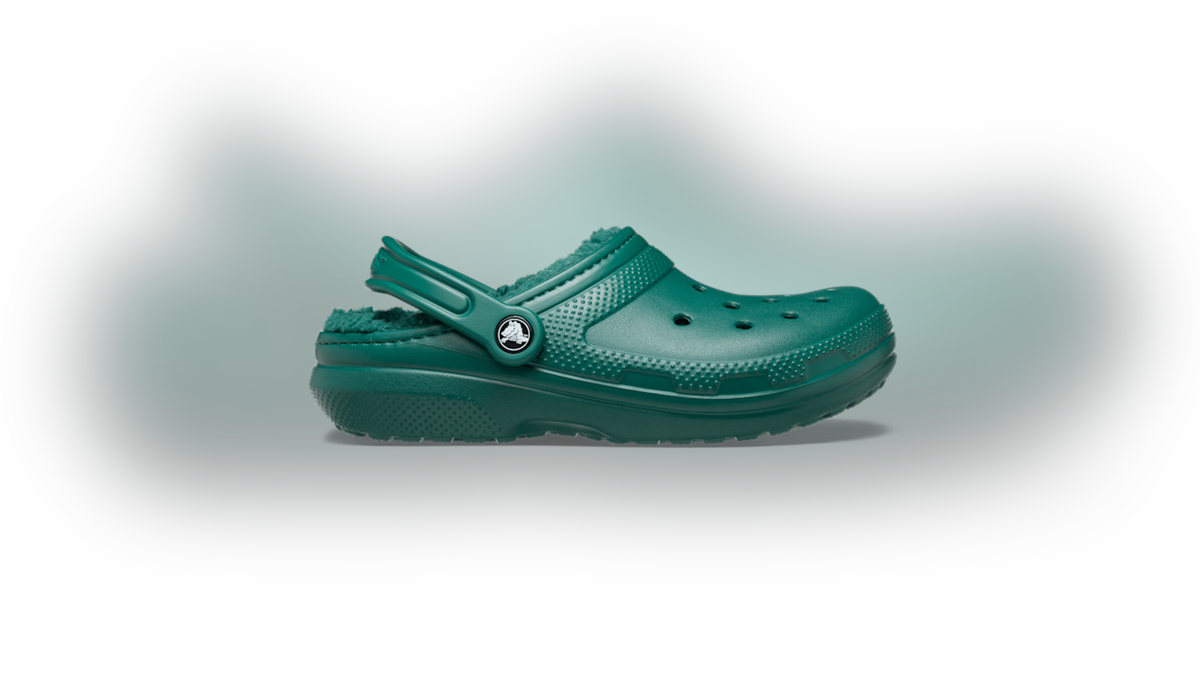 These lined Crocs are ideal slippers or everyday shoes.