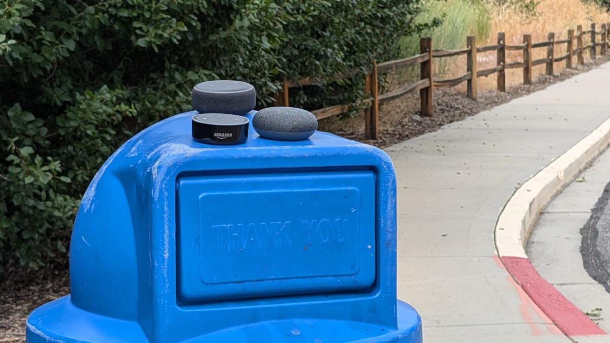smart-speakers-on-recycle-bin