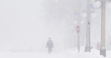 Storm buries parts of Ontario under nearly a metre of snow, thousands without power