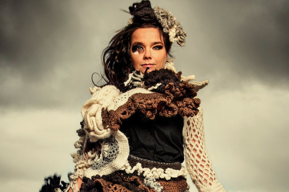 Björk Guðmundsdóttir’ is the daughter of Guðmundur.