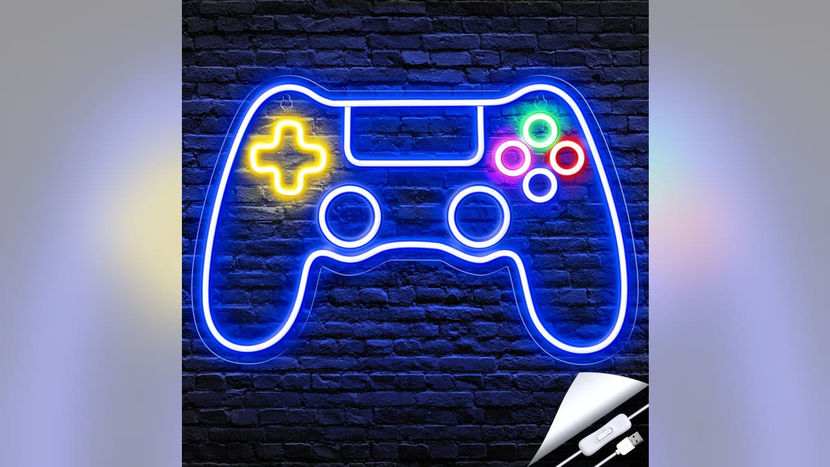 Add some fun to the gaming den with this sign.