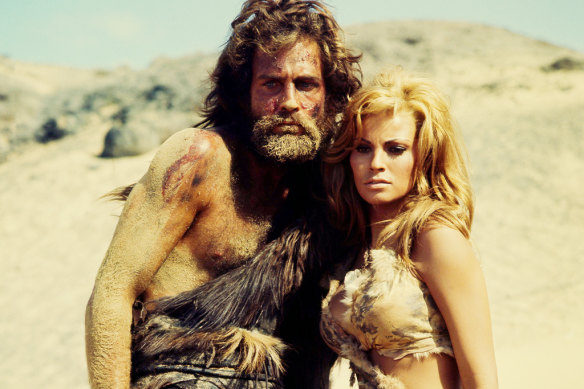 Raquel Welch as Loana and English John Richardson as Tumak in One Million Years B.C. in 1966.