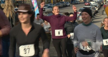 Hundreds of Calgarians race to support cancer research