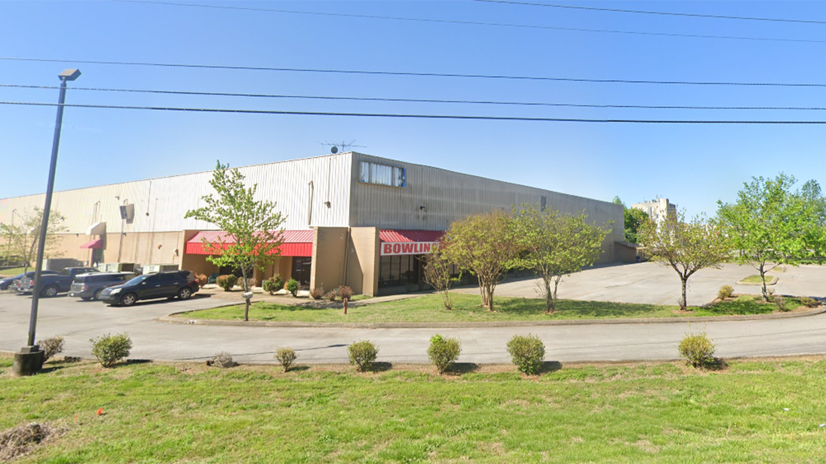 bowling alley in murfreesboro, tennessee