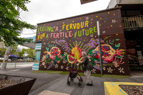 A mural in Edwardes Street, Reservoir by Texta Queen.