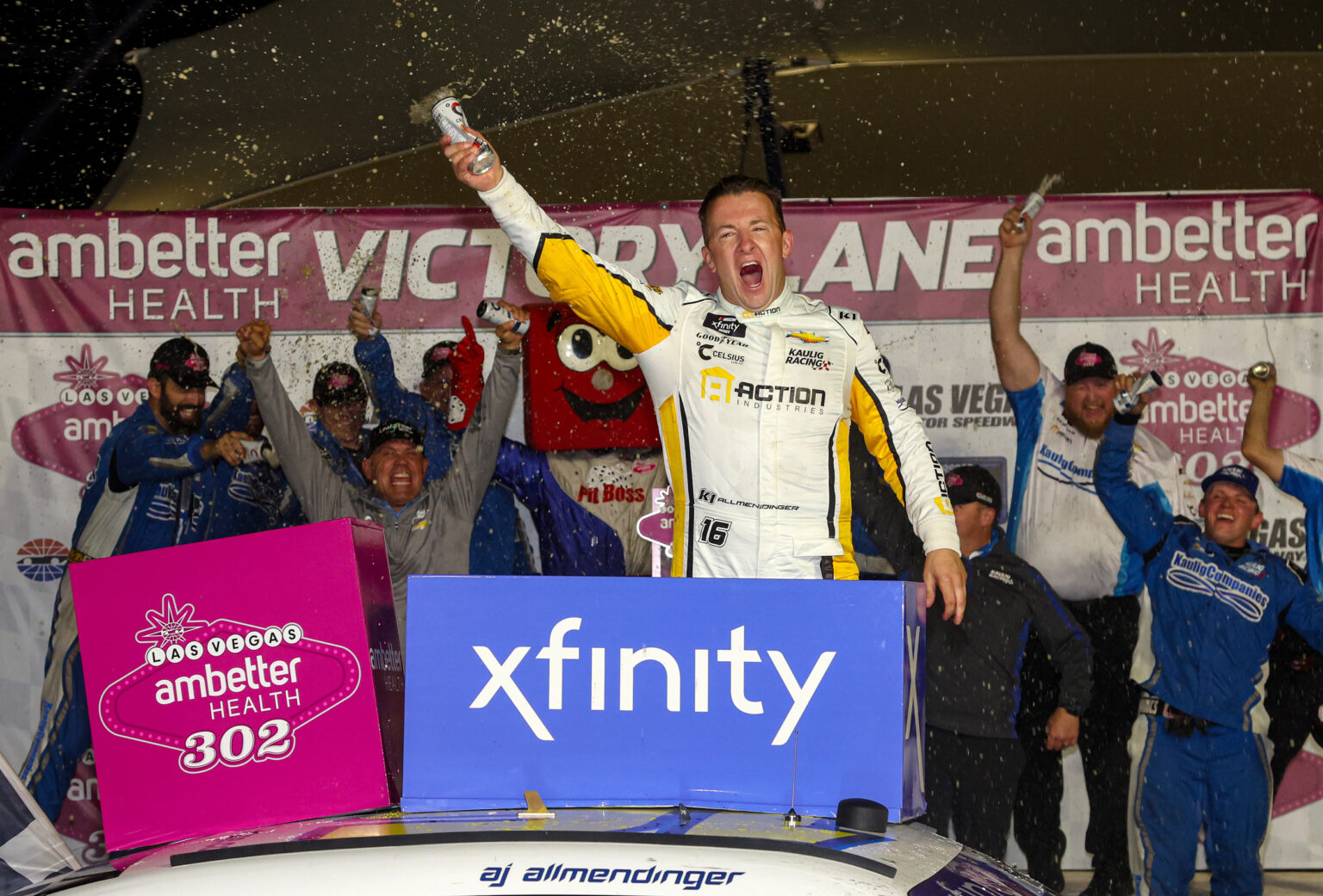 Exclusive : A.J. Almendinger Discusses Martinsville and Possible Championship Win at Phoenix