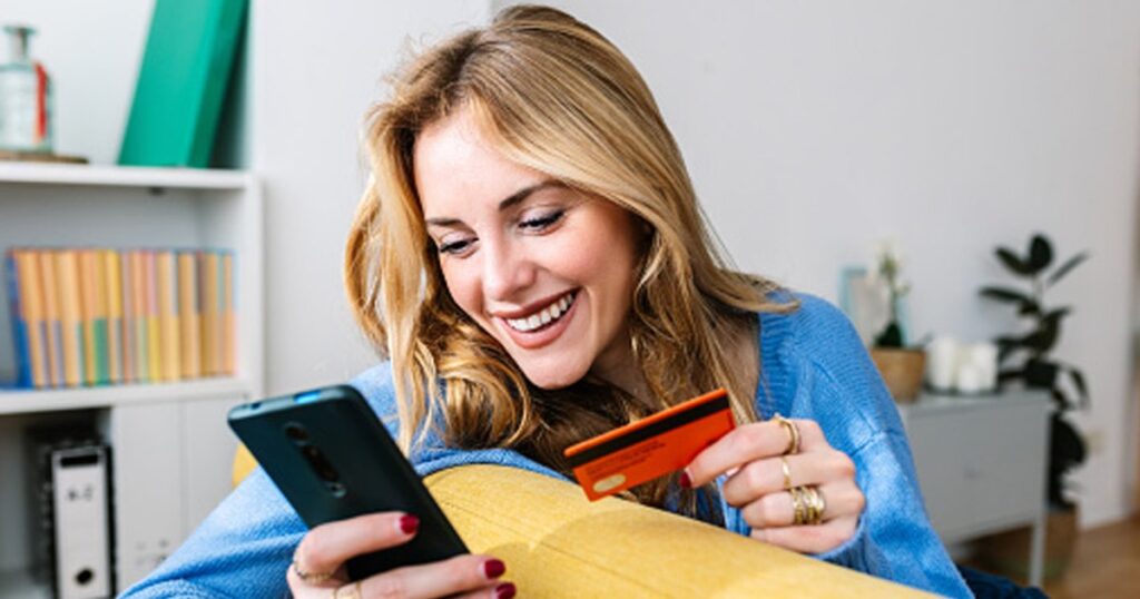Serious Black Friday Shopper? Score Extra on These 10 Fashion Deals When Using PayPal Cashback!