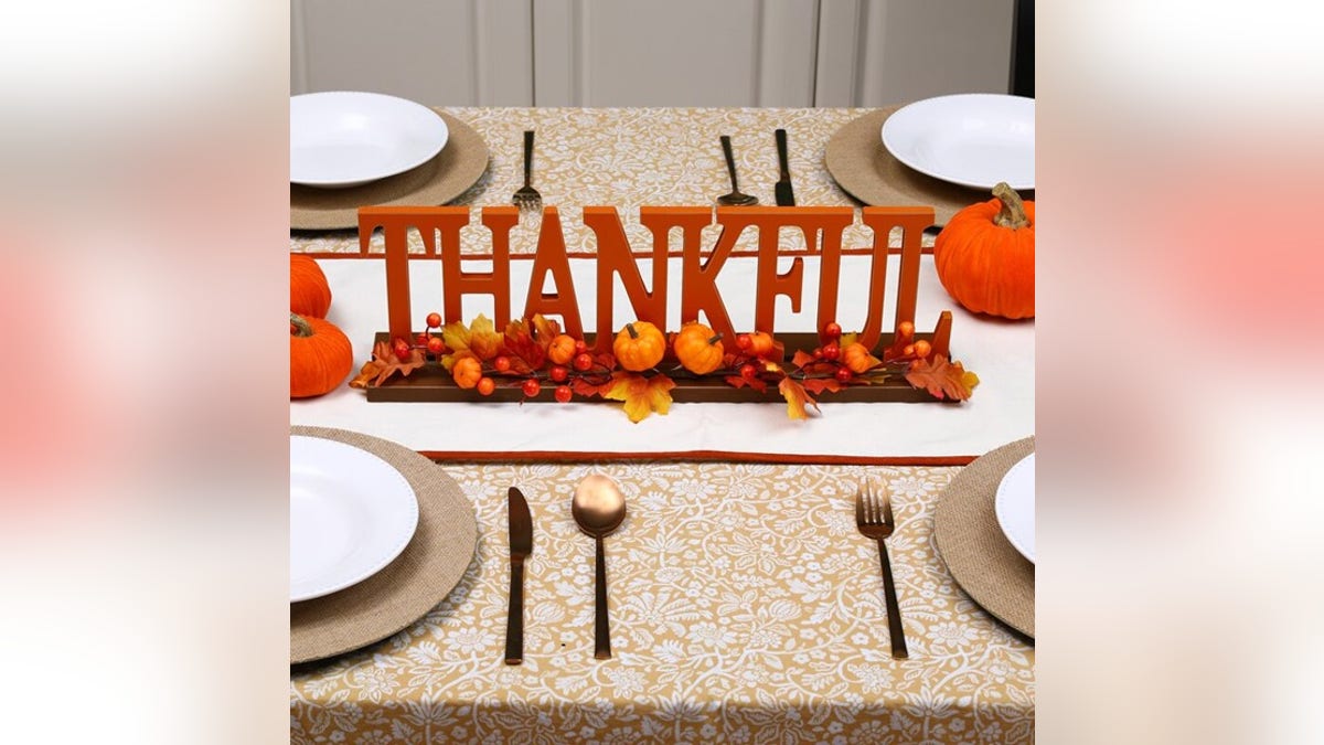Show your gratitude with this thankful sign.