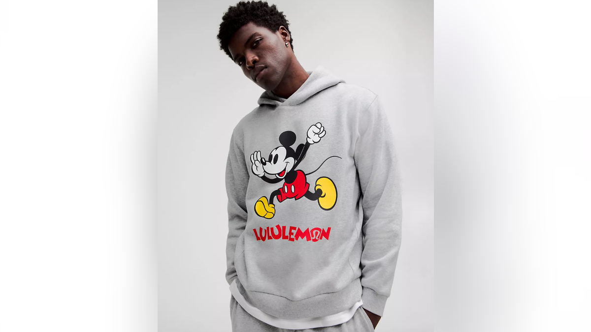 A breathable, relaxed-fit sweatshirt.
