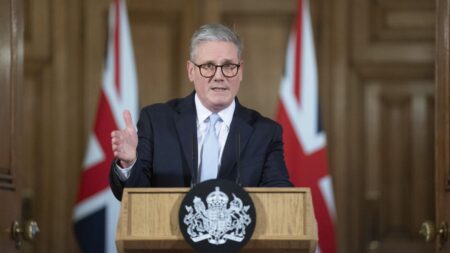 No, UK PM hasn't told Brits to get out for disagreeing with him