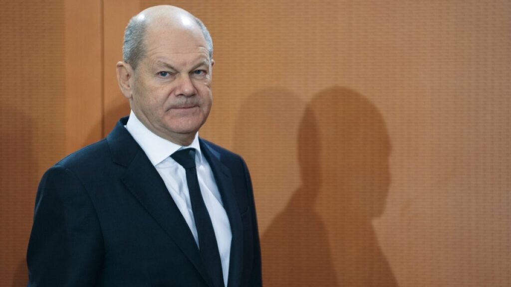 German Chancellor Olaf Scholz requests confidence vote
