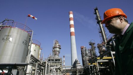Vučić: US to sanction Serbia's oil company due to Russian ownership