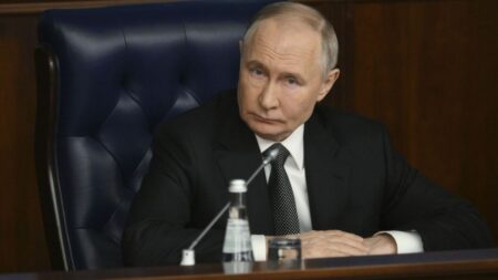 No, video doesn't show Putin sending his son off to fight in Ukraine