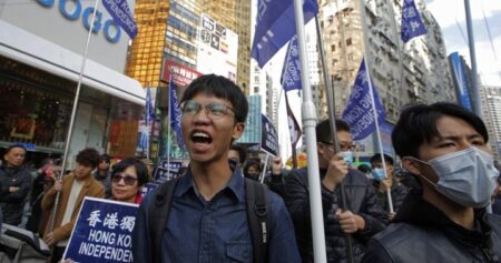 Hong Kong offers rewards for arrest of 2 Canadians, 4 other activists