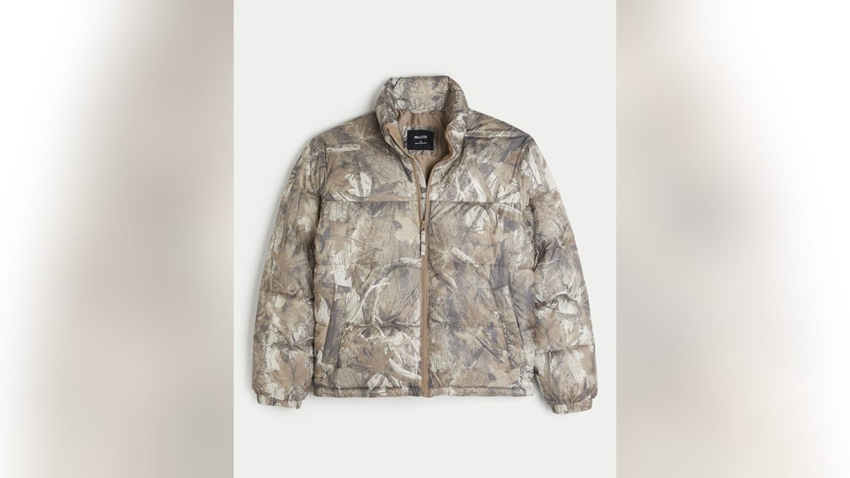 A classic puffer jacket in a cool camo.