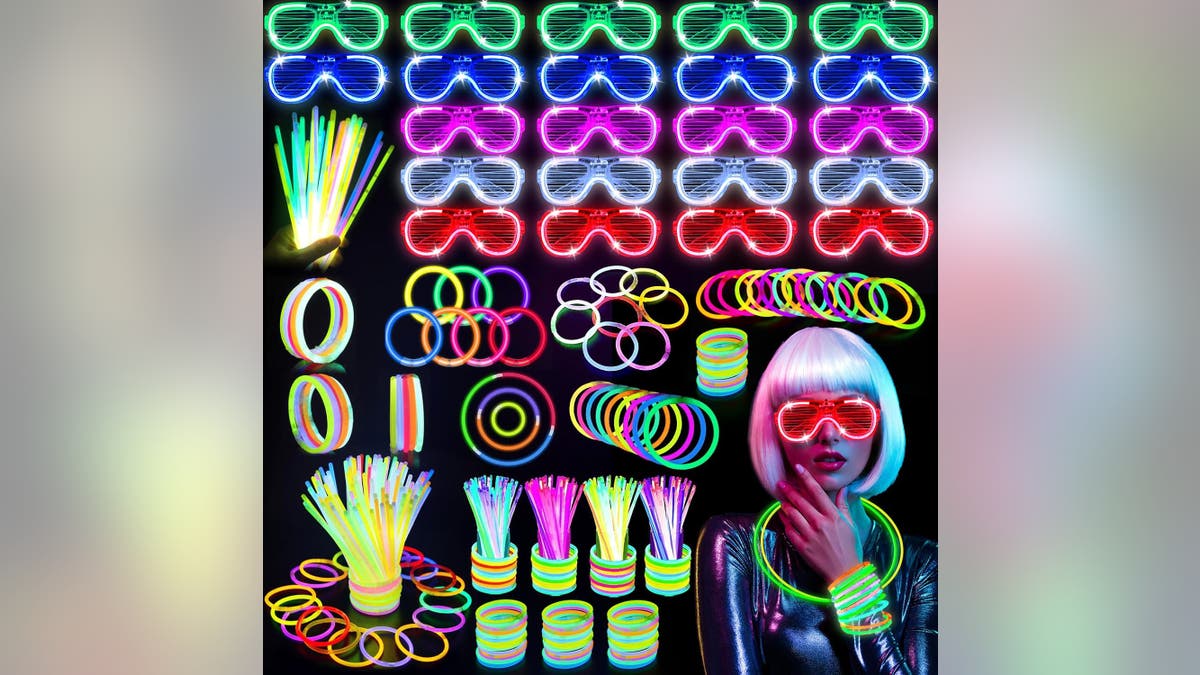 Party late into the night with more than 200 glow sticks, bracelets and glasses.