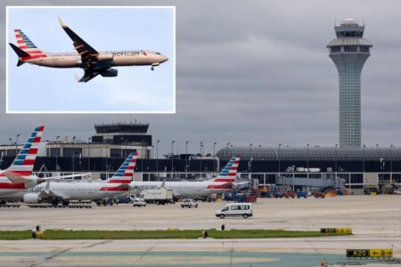 American Airlines Boeing 737-800 forced return to Chicago O’Hare after midair emergency