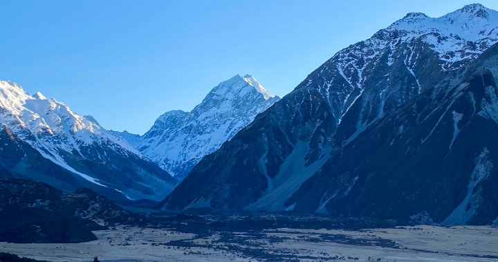 Canadian, 2 U.S. climbers presumed dead after fall on New Zealand mountain