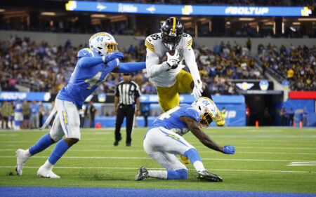 Former Steelers Pro Bowl TE Eric Ebron Announces Surprising Retirement From NFL