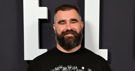 Jason Kelce Reacts to Look-Alike Contest, Jokes ‘There’s Nothing Unique’ About Him ‘At All’