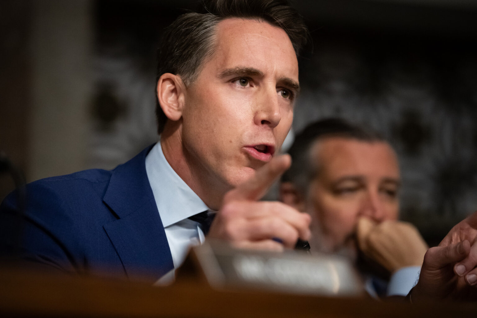 Republican Puts DOJ and FBI on Notice: ‘Don’t Shred a Single Document’