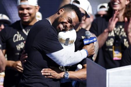 Dodgers Predicted To Sign Teoscar Hernández After Juan Soto Whiff