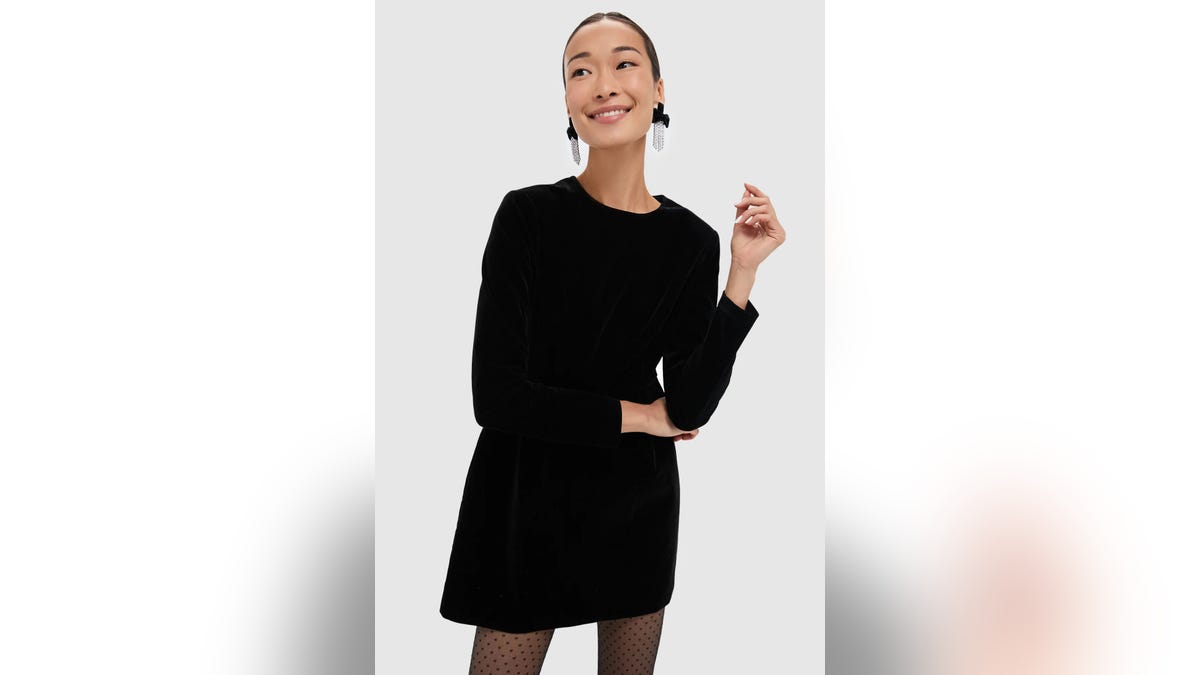 This chic mini is perfect for a party.