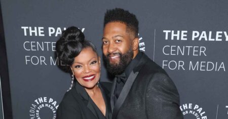 ‘Community’ Star Yvette Nicole Brown Gets Married at 53: ‘Never Thought It Would Happen for Me’