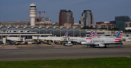 Small Plane Crashes in Potomac River Near Reagan National Airport
