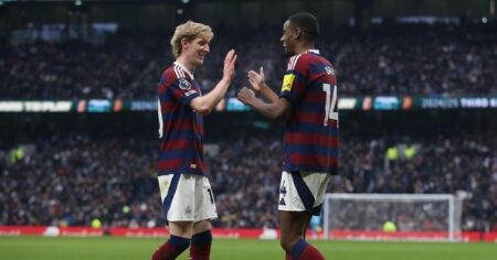 Tottenham 1-2 Newcastle United – Anthony Gordon and Alexander Isak keep Magpies hot with fifth straight win