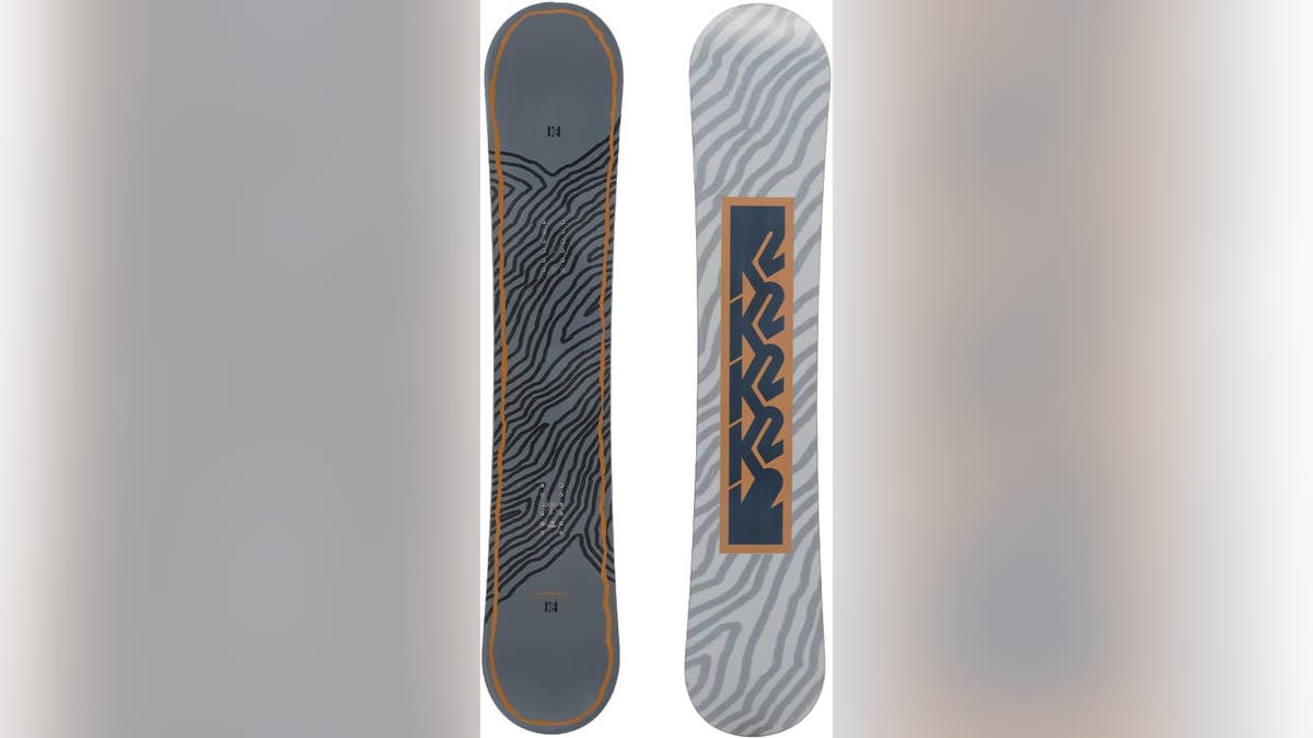 Slide down the slopes on this cool, comfortable snowboard.