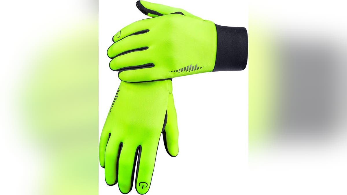 Your hands won't freeze in these gloves.