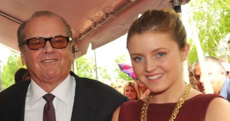Jack Nicholson’s Daughter Lorraine Shares Rare Photo of Oscar Winner in Holiday Recap