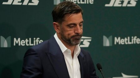 Aaron Rodgers could retire if he doesn't get offer from specific team: report