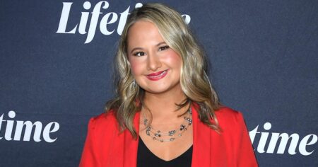 Gypsy Rose Blanchard Shows Off Postpartum Body 1 Week After Giving Birth