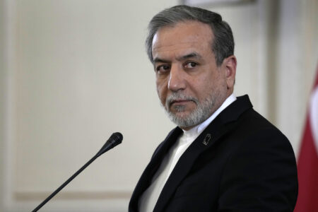 Iran Suggests Expelling Israelis to Greenland