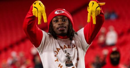 Xavier Worthy Jokes Taylor Swift Is ‘Taller’ Than Him During Chiefs’ AFC Championship Celebration