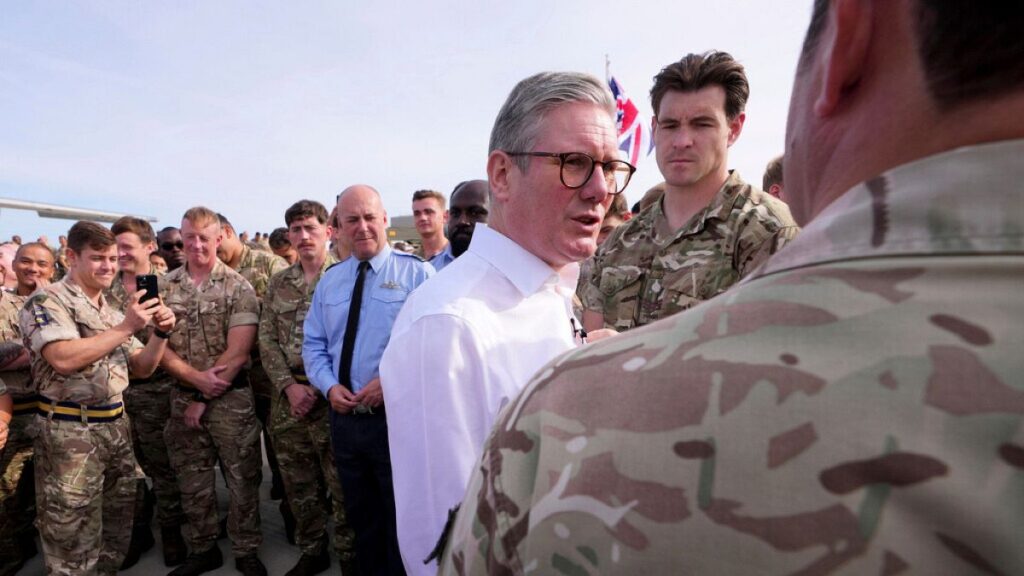 UK PM Keir Starmer 'ready' to put troops on the ground in Uraine