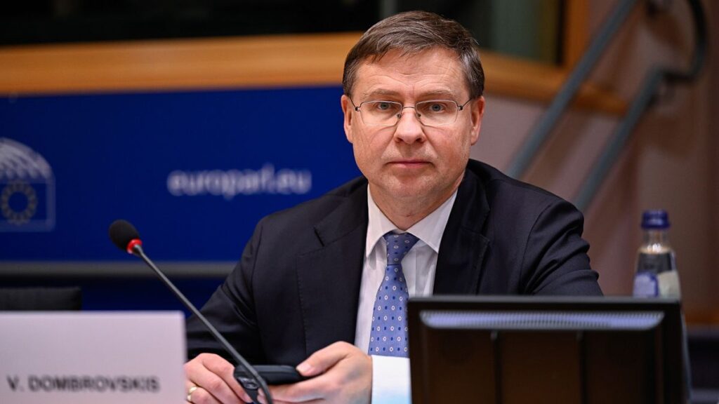 Unions slam ‘rigged’ talks on EU plans to streamline regulation