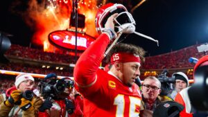 Patrick Mahomes leaps past Dak Prescott as NFL's highest-paid QB with record Chiefs extension worth $504.75M