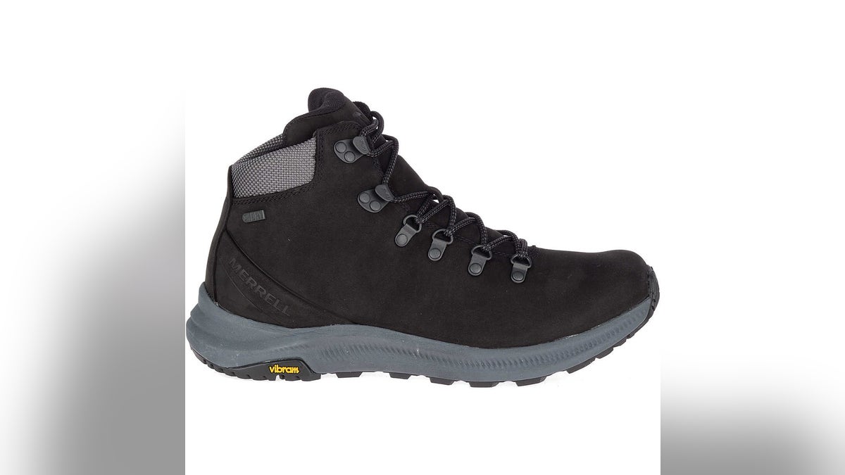 These boots, with a waterproof membrane, lightweight insulation and a grippy outsole, provide stability and warmth on icy trails.