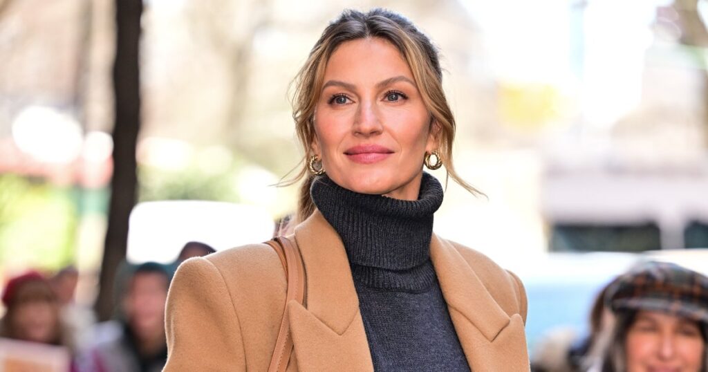 Love Giselle Bündchen’s Comfy Low Top Sneakers? This $22 Pair Looks Just Like Them